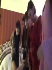 7个饥渴欲女轮番挑逗 壮汉一杆长枪连射七发浓精浇灌